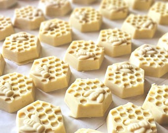 Honey Oats Handmade Soap for Baby Shower Gift Idea for Party Favour Gift for Long Distance Friend Fo Teen Daughter Gift Schoolfriend Gift