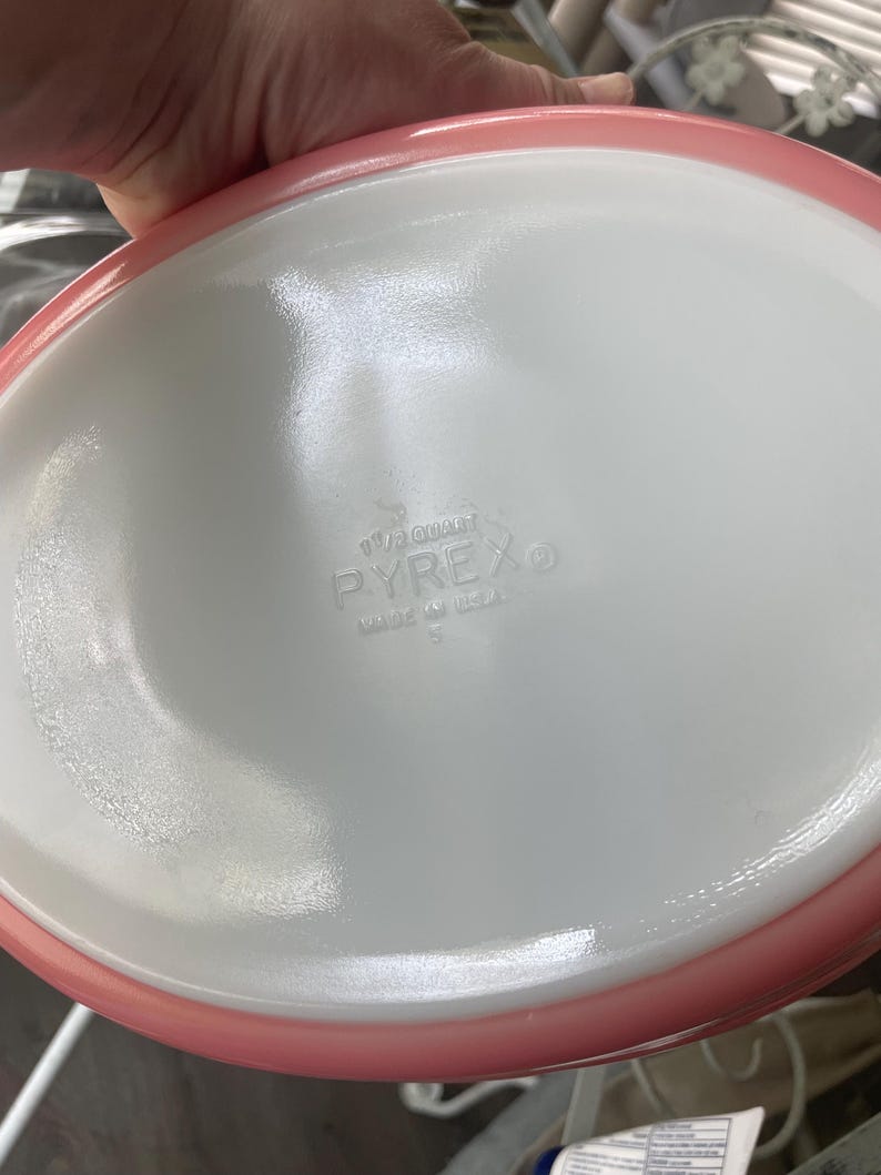 Vintage Pink Daisy PYREX Divided Dish With Lid - Etsy