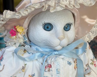 Victorian Cat Doll - Katherine's Collection, Wayne Kleski Design