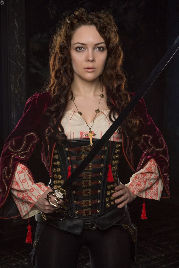 anna valerious costume