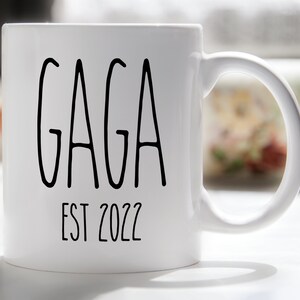 Gaga Personalized Gift / Gaga Est Coffee Mug / New Grandmother Gift / Pregnancy Reveal / Christmas Birthday Mother&#39;s Day Gift for Grandma
