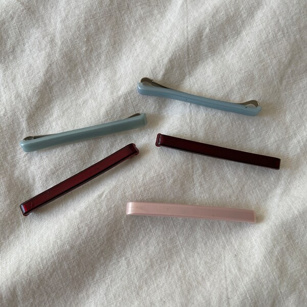 vintage 1950s hair barrettes | pink blue red plastic | 5 pack