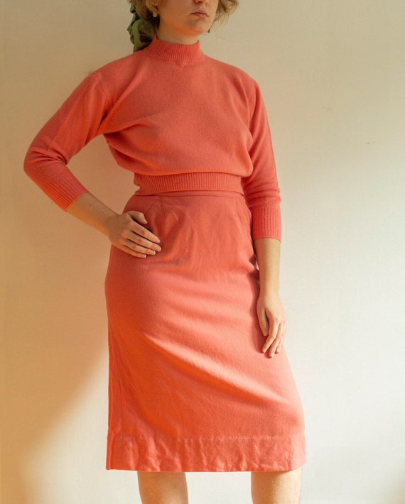 vintage 1940s pink wool Jantzen sweater set | skir