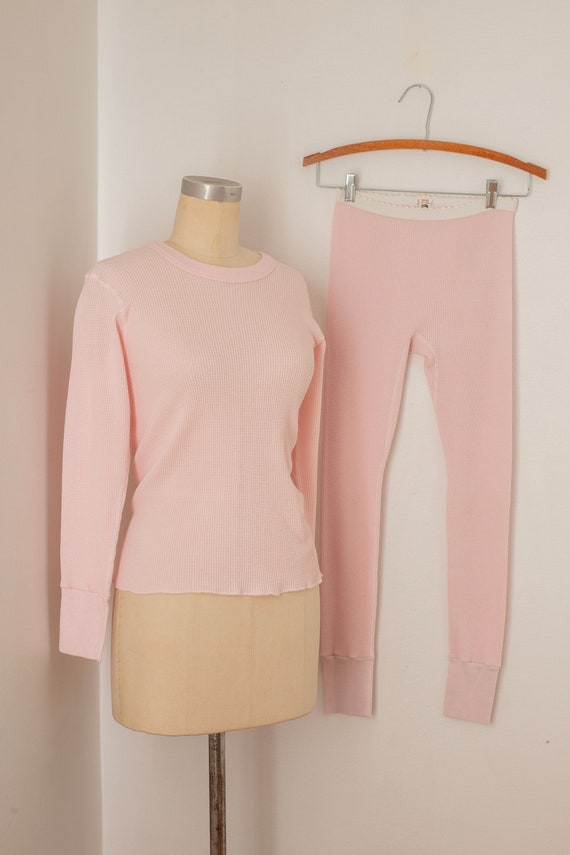 vintage 1970s 1980s pink thermal pajama lounge set