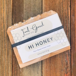 Hi Honey! Soap with Organic Honey & Coconut Milk / Oatmeal Soap / Handmade Soap / Milk and Honey Soap / Bee Pollen Soap
