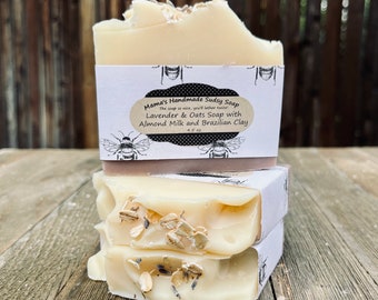 Lavender, Oats & Almond Milk Soap with Shea Butter and Brazilian Clay / Natural Soap / Lavender Soap / Essential Oil Soap / Vegan / Organic