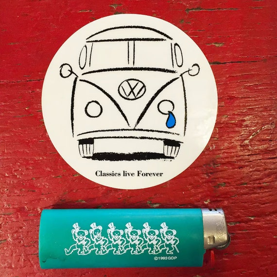 Grateful Dead - Volkswagen Bus 'classics Live Forever' Vintage