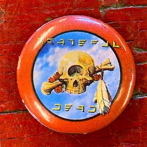 Grateful Dead - 'Cyclops Skull Bones' Vintage Button (1983 New Old Stock)