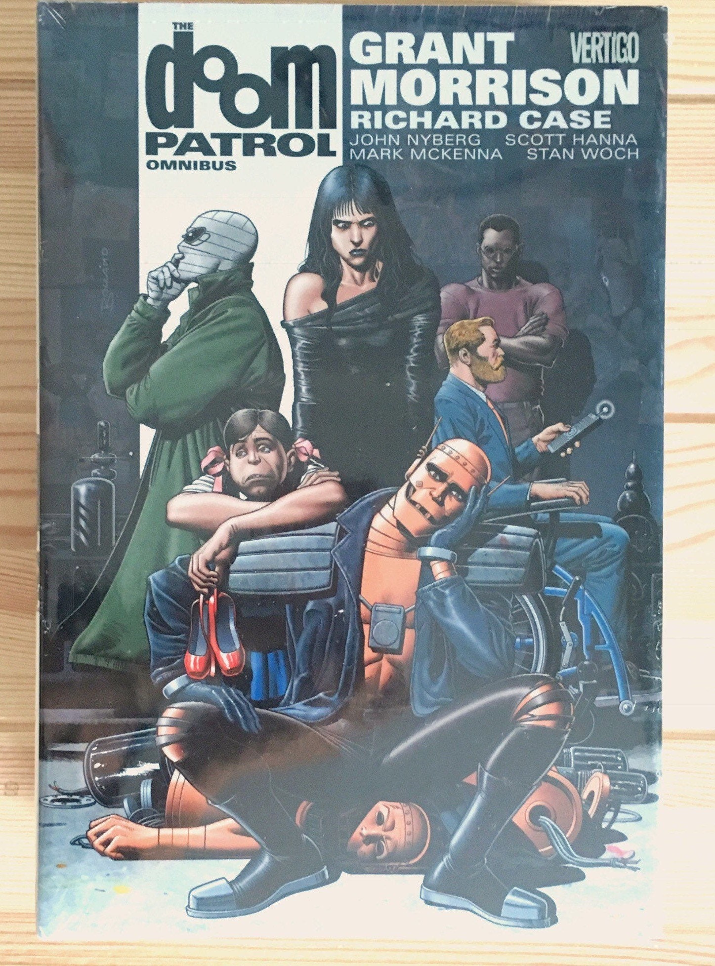 DC Vertigo Comics DOOM PATROL Omnibus Volume #1 Hard Cover New