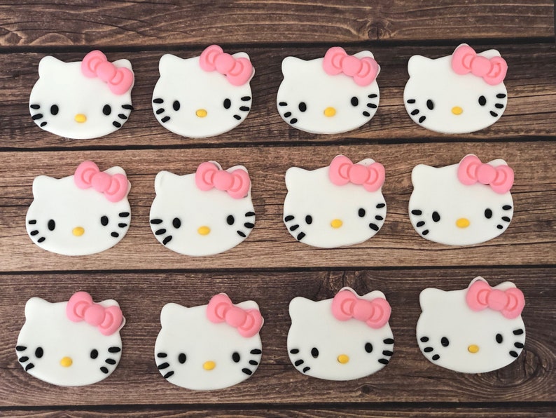 12 Hello Kitty Cupcake Toppers Hello Kitty Cake Edible Etsy
