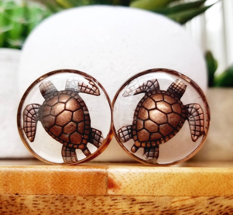 plugs with copper colored turtles and magnesite stones rose gold tunnels 25mm 1
