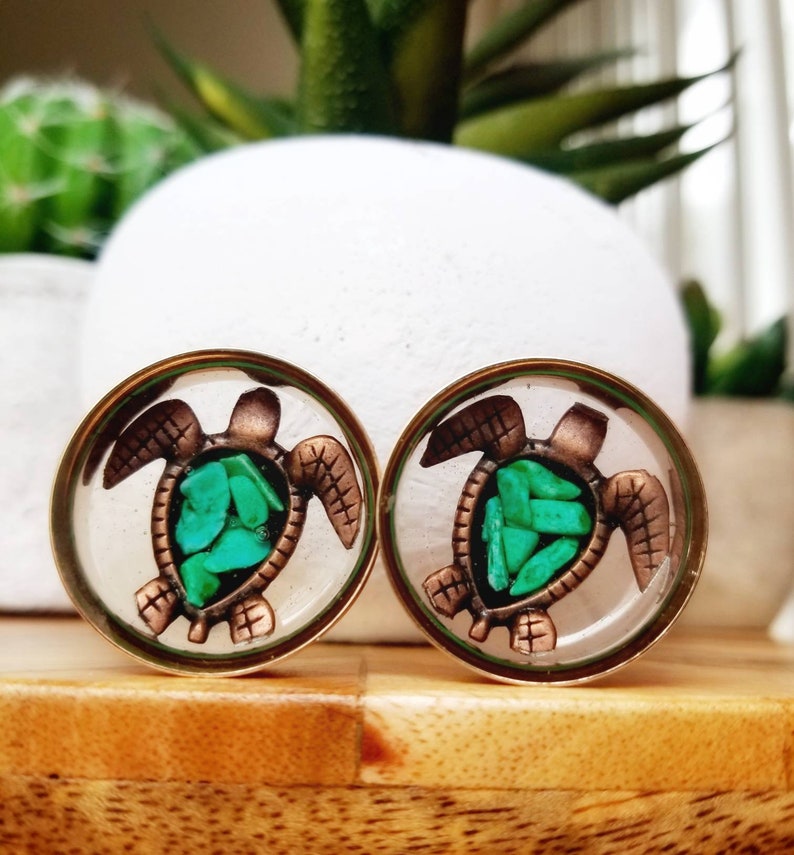 plugs with copper colored turtles and magnesite stones rose gold tunnels 25mm 1