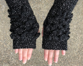 Midnight Dream Black Dragonscale Gloves with Silver Sparkles