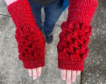 Holiday Heyday Dragonscale Gloves