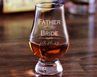 Father of the Bride Glencairn Glass / Personalized Glencairn Glasses / Groomsman Whiskey Glasses / Wedding Party Gifts / Wedding Party Glass