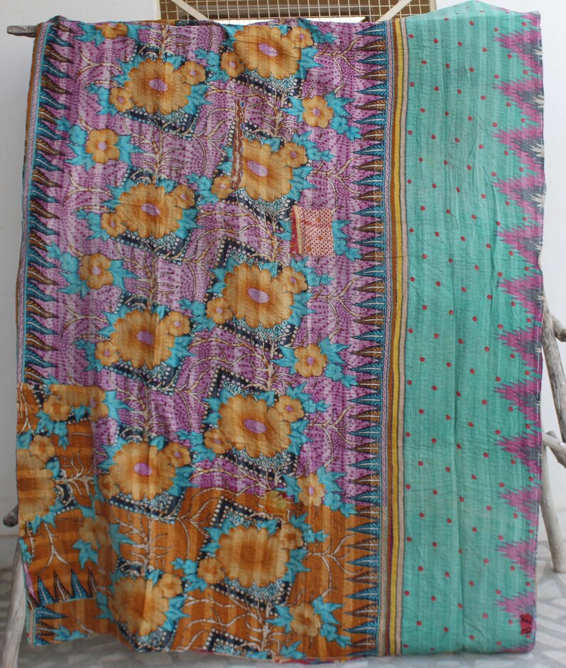 Indian Kantha Blanket Handmade Reversible Kantha Throw Cotton Sari Kantha Bedspread Bohemian Bed Cover Vintage Cotton Kantha Quilt