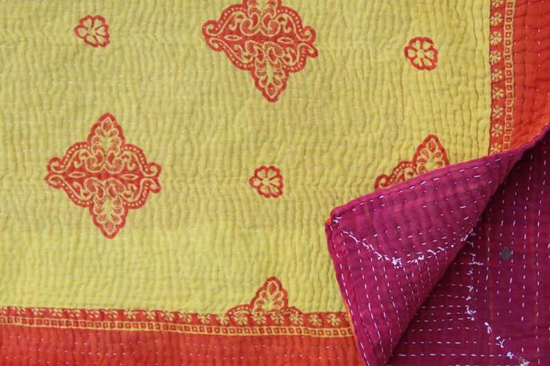 Vintage Reversible KanthaThrow Indian Cotton Kantha Quilt Floral Design Handmade Kantha Blanket Sari Kantha Bedspread Bohemian Bed Cover