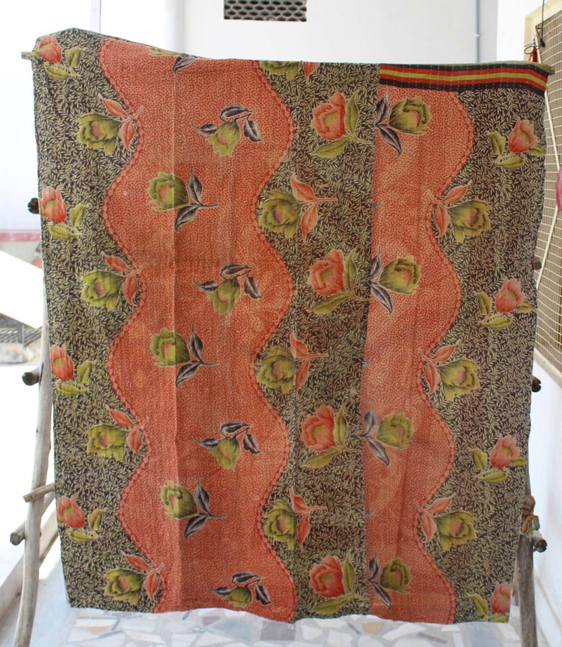 Vintage Reversible KanthaThrow Indian Cotton Kantha Quilt Floral Design Handmade Kantha Blanket Sari Kantha Bedspread Bohemian Bed Cover