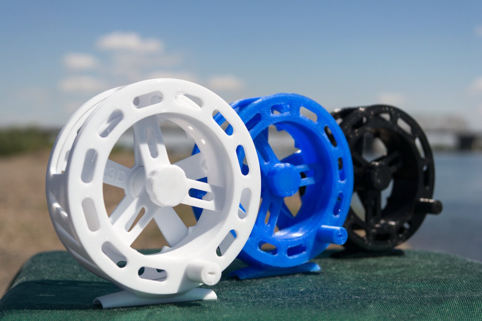 Оптоволокно (fiber optic). Скоростной интернет. Оптическое волокно интернет. Пластиковые корзины для хранения. Набор д/рассады №2 [0.