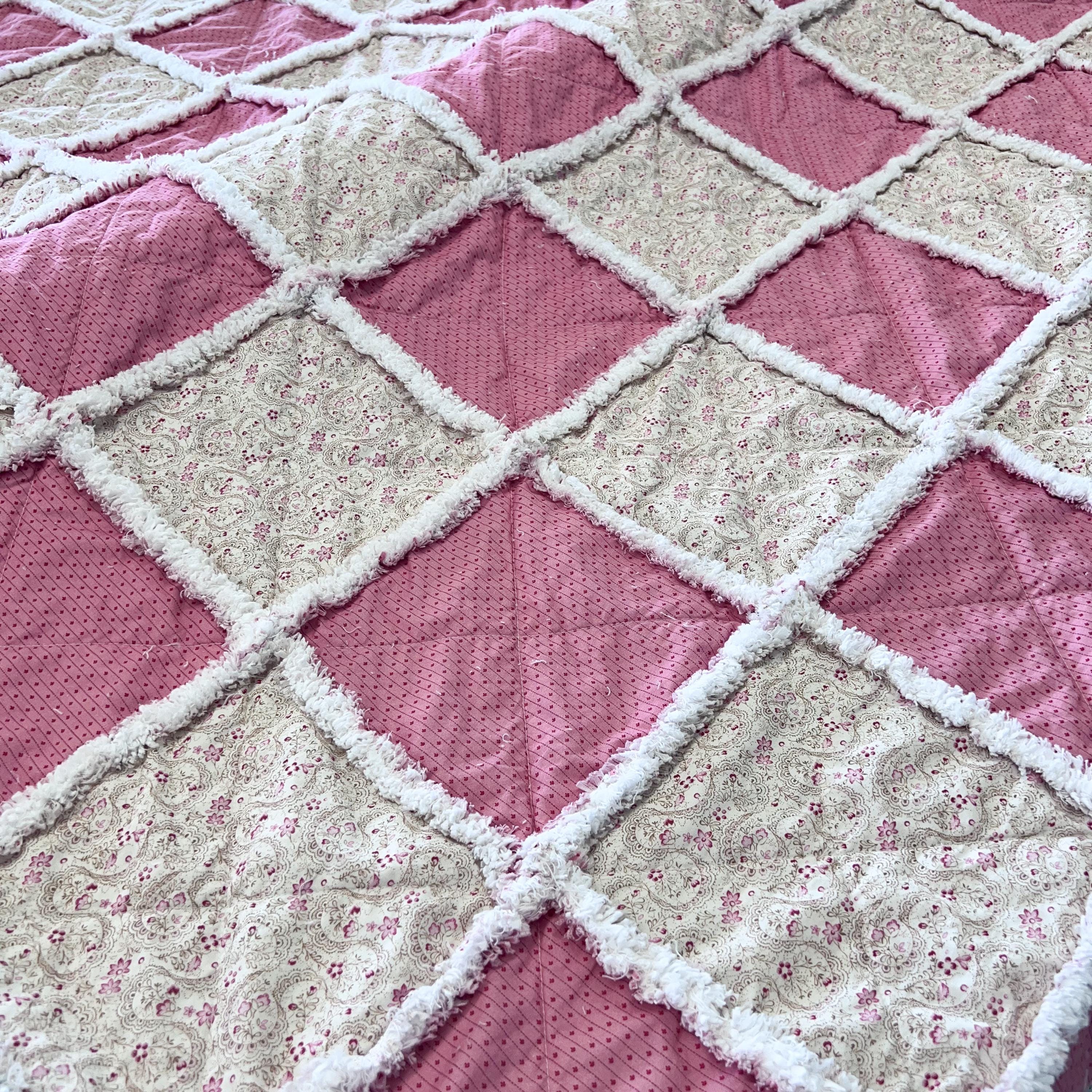 Queen Size Pink Floral Rag Quilt - Romantic Vintage Style - Etsy