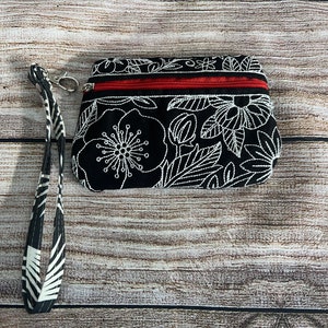 Small Embroidered Zipper Pouch