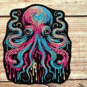 Psychedelic Octopus Patch, Colorful Large Badge, Collectable Embroidered Patch Embellishment, clothes accessory,iron on patch