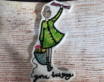 Gone knitting patch, love to knit, patch, Small patch, Embroidered Patch Embellishment, clothes accessory, sew on patch, iron on patch