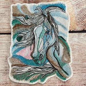 Horse Lover Patch, Horse Riding Embroidery Badge, Jacket and hat embellishment, Embroidered decoration, iron-on patch, sew on patch