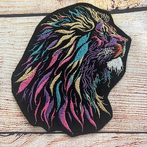 Lion Patch, Colorful Lion Head Badge, Embroidered Patch Embellishment, clothes accessory, sew on patch, iron on patch