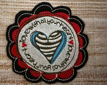 Valentinstag Geschenk Patch, Love With All Your Heart Badge, kleine gestickte Dekoration, Patch für Kleidung, Bügelbild, Aufnäher zum aufnähen