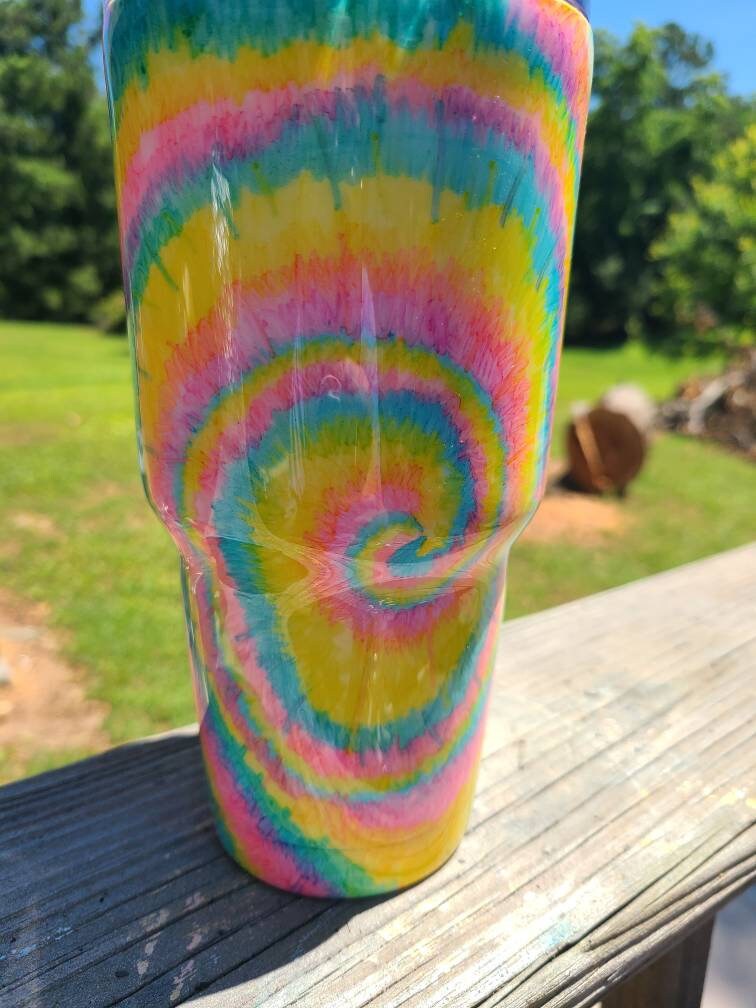 Tie dye 30 ounce stainless steel tumbler with lid. Perfect for Etsy