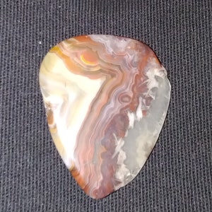 Stone Guitar Pick (Mexican Crazy- Lace)