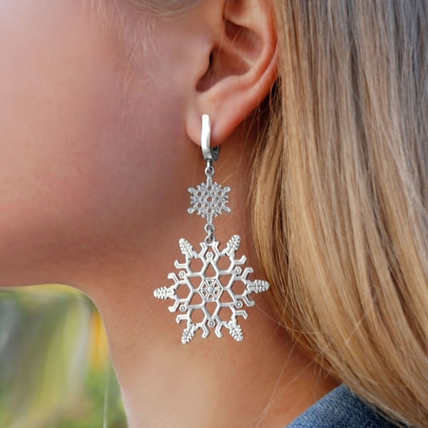 Sterling Silver SnowFlake Earrings / Gift Silver Pendant & Earrings / Snowflakes Wedding Silver Jewelry Set  / Winter silver jewelry