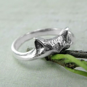 Sterling Silver Cat Ears Ring / Cat Lovers Ring / Fun silver jewelry / Sister rings / Silver Cat Minimalist Ring / Cat Silver Ring