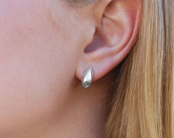 Silver Drop Tiny Huggie Everyday Earrings / Smooth Simple Minimalist Teardrop Small Earrings