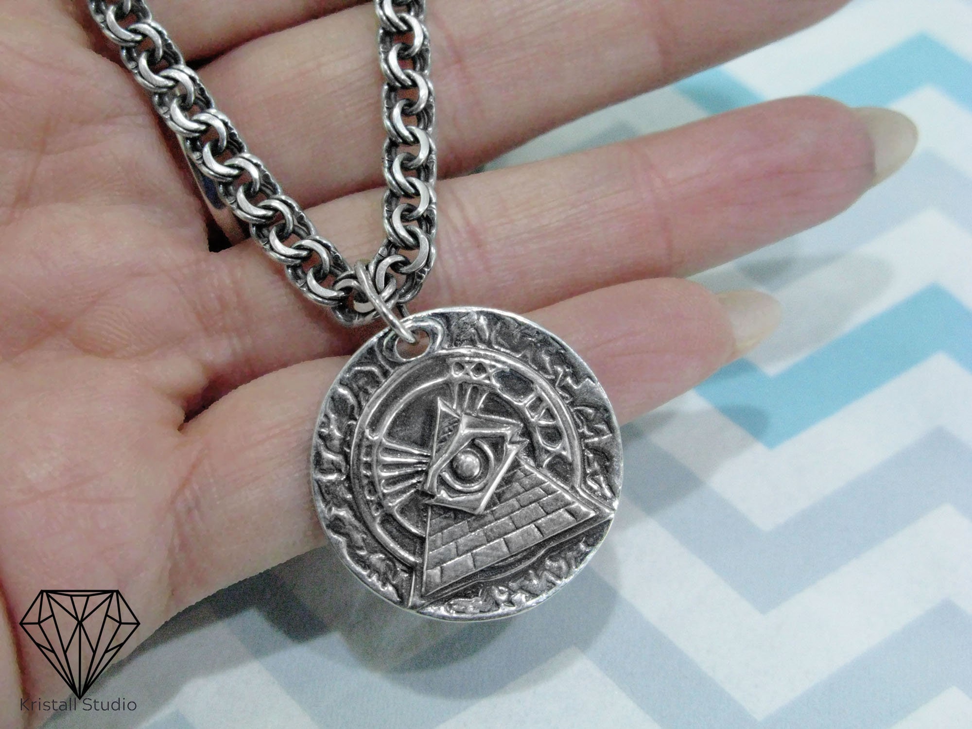 All seeing deals eye necklace silver
