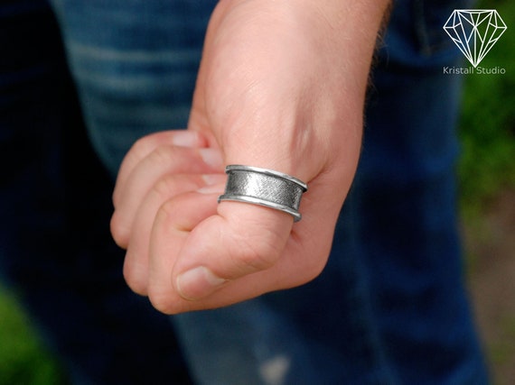 IYI THUMB RING FOR BOYS,MENS.