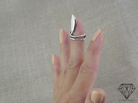 SILVER925 NAIL DESIGN RING/シルバー/リング SILVER925 CIRCLE DESIGN RING/シルバー/リングの通販 by よし's