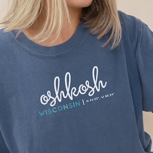 Script Oshkosh Shirt, Oshkosh Shirt, Oshkosh T Shirt, Retro Oshkosh Shirt, Oshkosh Gift, Oshkosh Tee, Oshkosh Wisconsin Shirt, Oshkosh WI