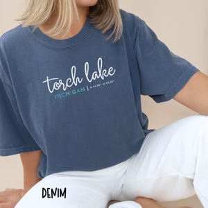 Camiseta Torch Lake, Camiseta Torch Lake con texto, Camiseta Torch Lake Comfort Colors, Torch Lake Michigan, Regalo Torch Lake, Norte de Michigan