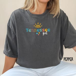 Retro Tennessee Girl Shirt, Tennessee T Shirt, Tennessee Trip Tee Shirt, Tennessee Vacation Shirt, Tennessee Gift, Tennessee Comfort Colors