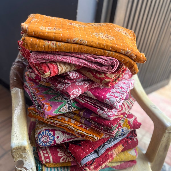 Wholesale Lot Of Indian Vintage Kantha Quilt Handmade Throw Reversible Blanket Bedspread Cotton Fabric BOHEMIAN quilt