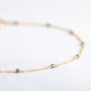 フィリグリー ヘマタイト ブレスレット、長さ調節可能なグレー ヘマタイト チェーン (イミテーション)、14K ゴールド フィルド、ローズ GF または 925 スターリング シルバー