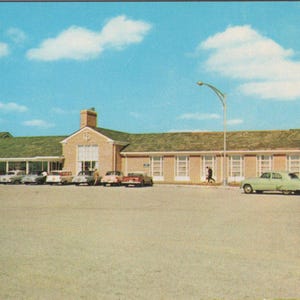 Ohio Turnpike Service Plaza Studebaker & 1950s Cars Chrome Postcard