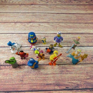 13 Piece Toy Figurine Lot Muppets Sesame Street Disney Weebles 1980's 1990's