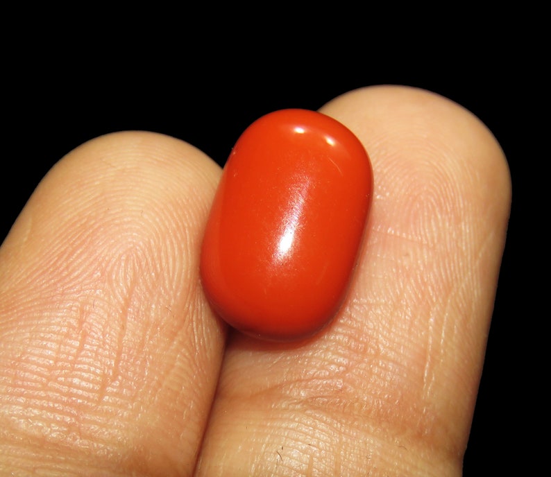 Loose Gemstone Elegant 4.87 Ct Natural Certified Moonga Coral