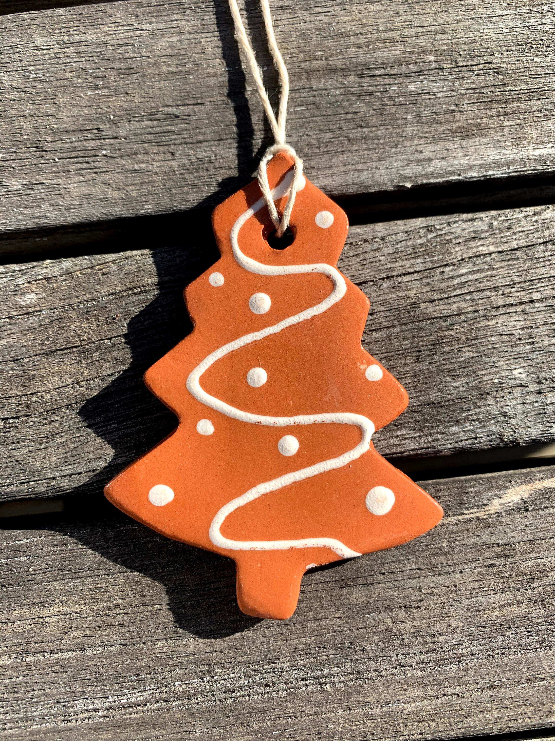 Décoration de Noël Façon Petit Biscuit Faïence Rouge