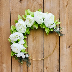 White Peony Hoop Wreath – Minimalist Floral Wreath with Greenery – Modern Spring and Summer Door Decor