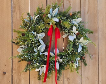 Juniper Wreath, Pine Wreath, Pinecone Wreath, Winter Wreath, Winter Greenery Wreath,