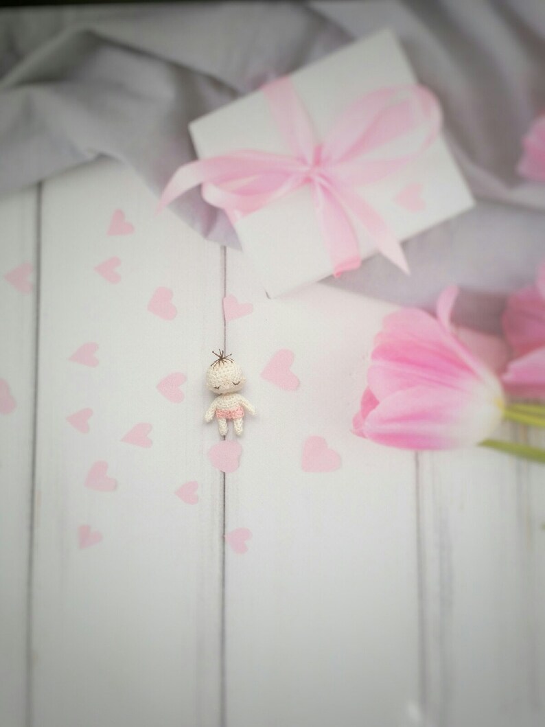 Little Yarn Dolls .Amigurumi toy / gift pregnant . doll on the Etsy